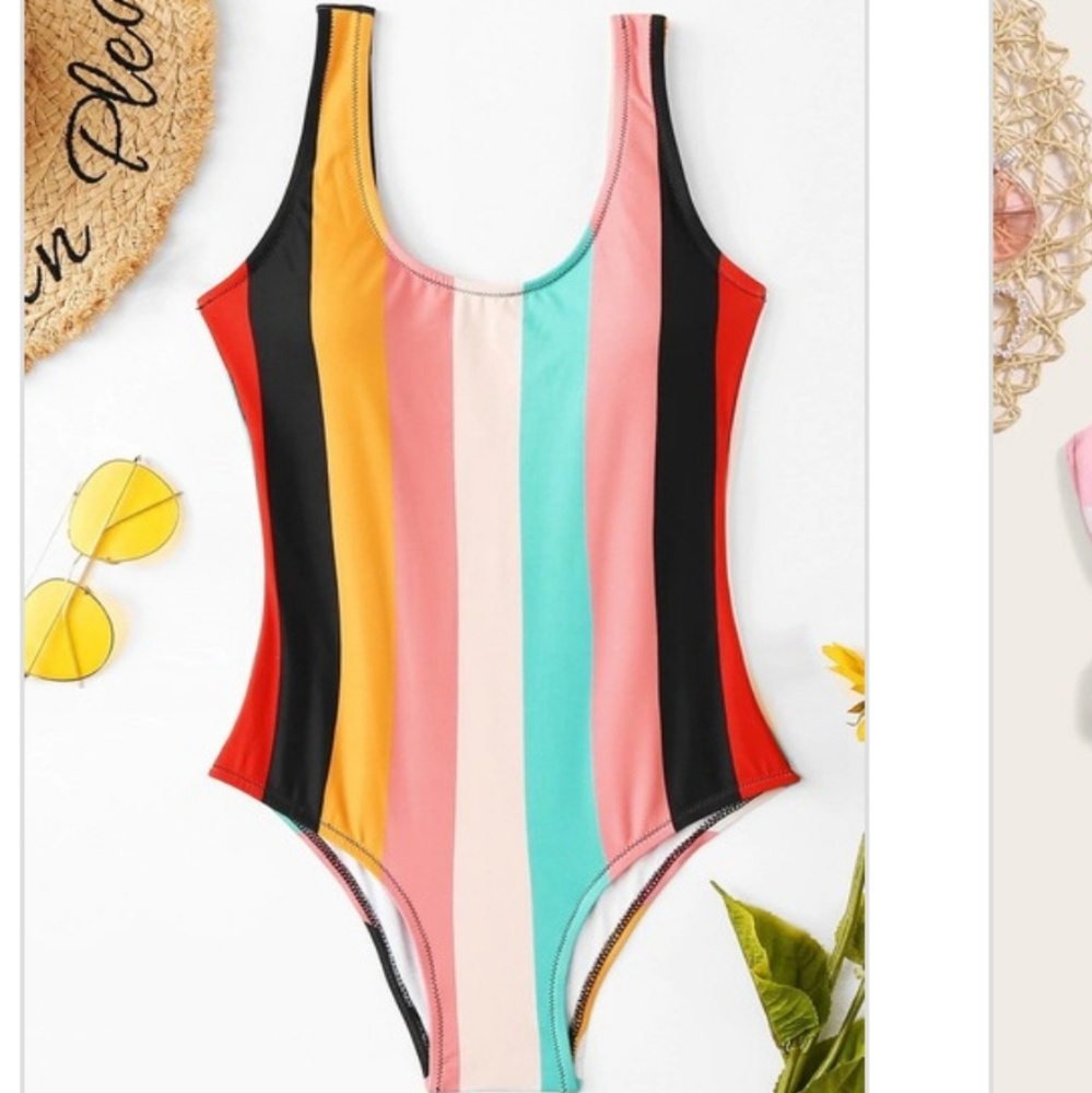 🔴5/$25 🎉HP🎉Striped One Piece Swim Suit - Picture 5 of 5